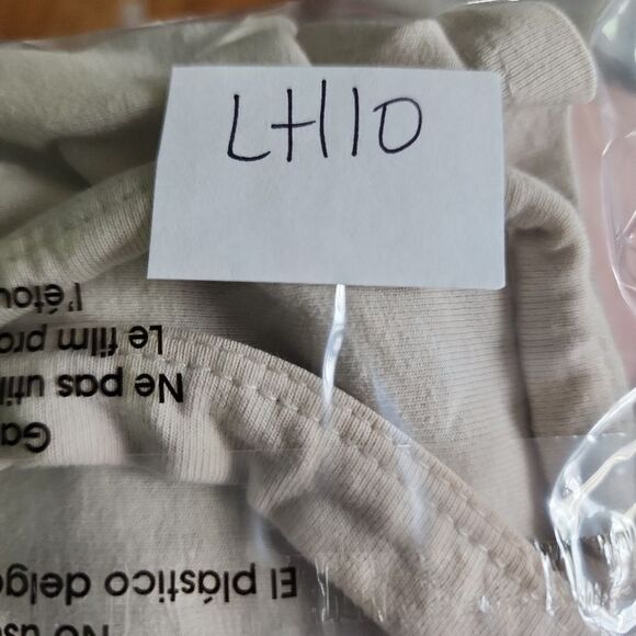 H&M Crop Top Womens Size L Light Beige Basic Fitted Stretchy Minimalist Casual - Picture 12 of 12